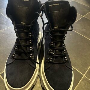 Karl Lagerfeld Paris
Men's Lug Sole Suede Lace-Up Work Boots